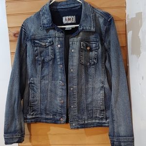 AMI Light wash Jean Jacket Size 7
